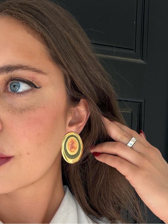 Free People Jewelry - Gold and green vintage retro statement earrings with a unique swirl design